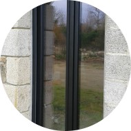 porte-fenêtre en aluminium vitrée - ouverture battante porte-fenêtre vitrée en aluminium - ouverture battante