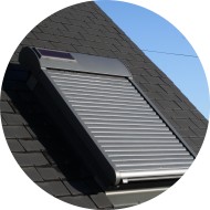 volet roulant solaire pour fenêtre de toit volet roulant solaire pour fenêtre de toit